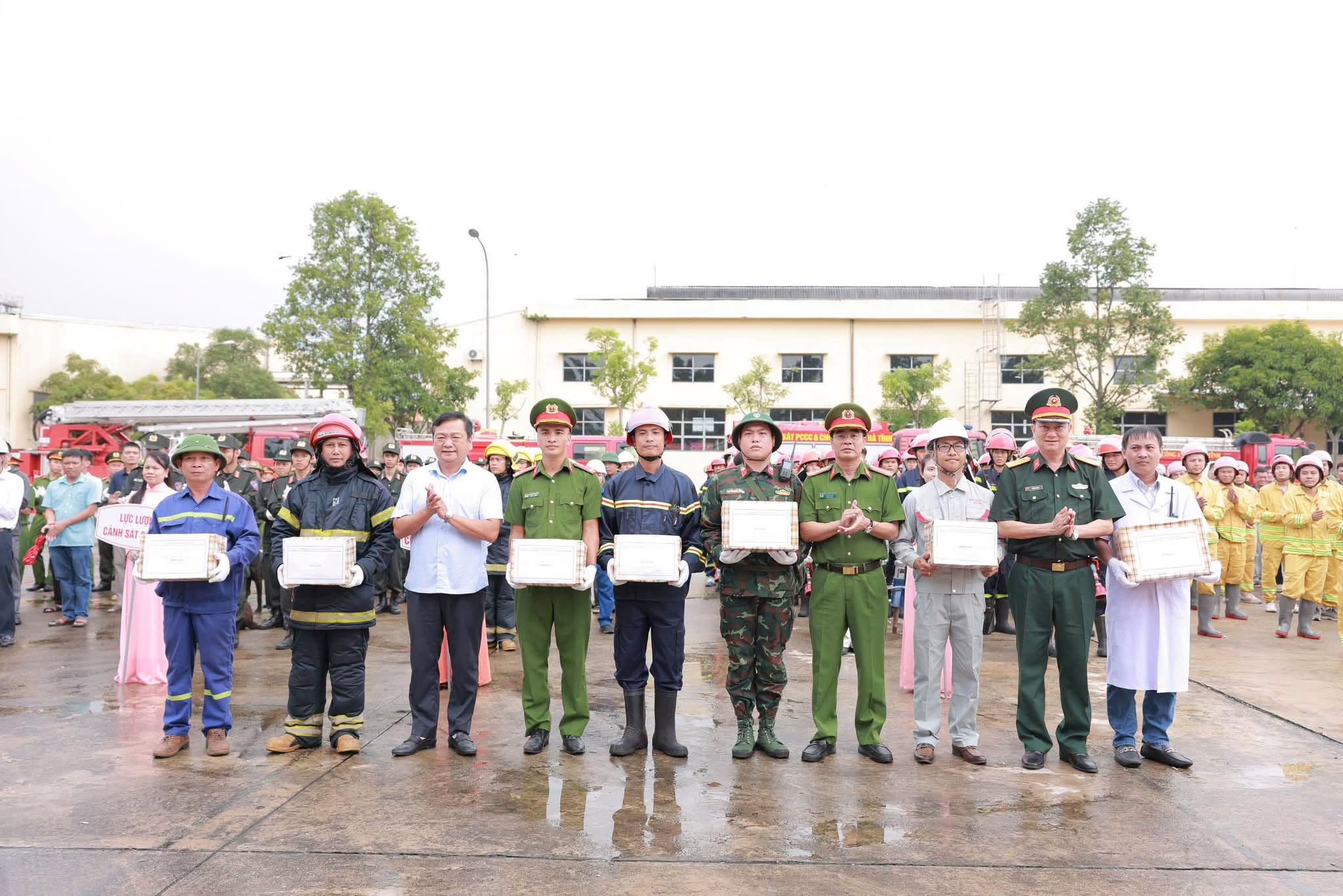 Hà Tĩnh thực tập phương án chữa cháy, cứu nạn, cứu hộ cấp tỉnh năm 2026
