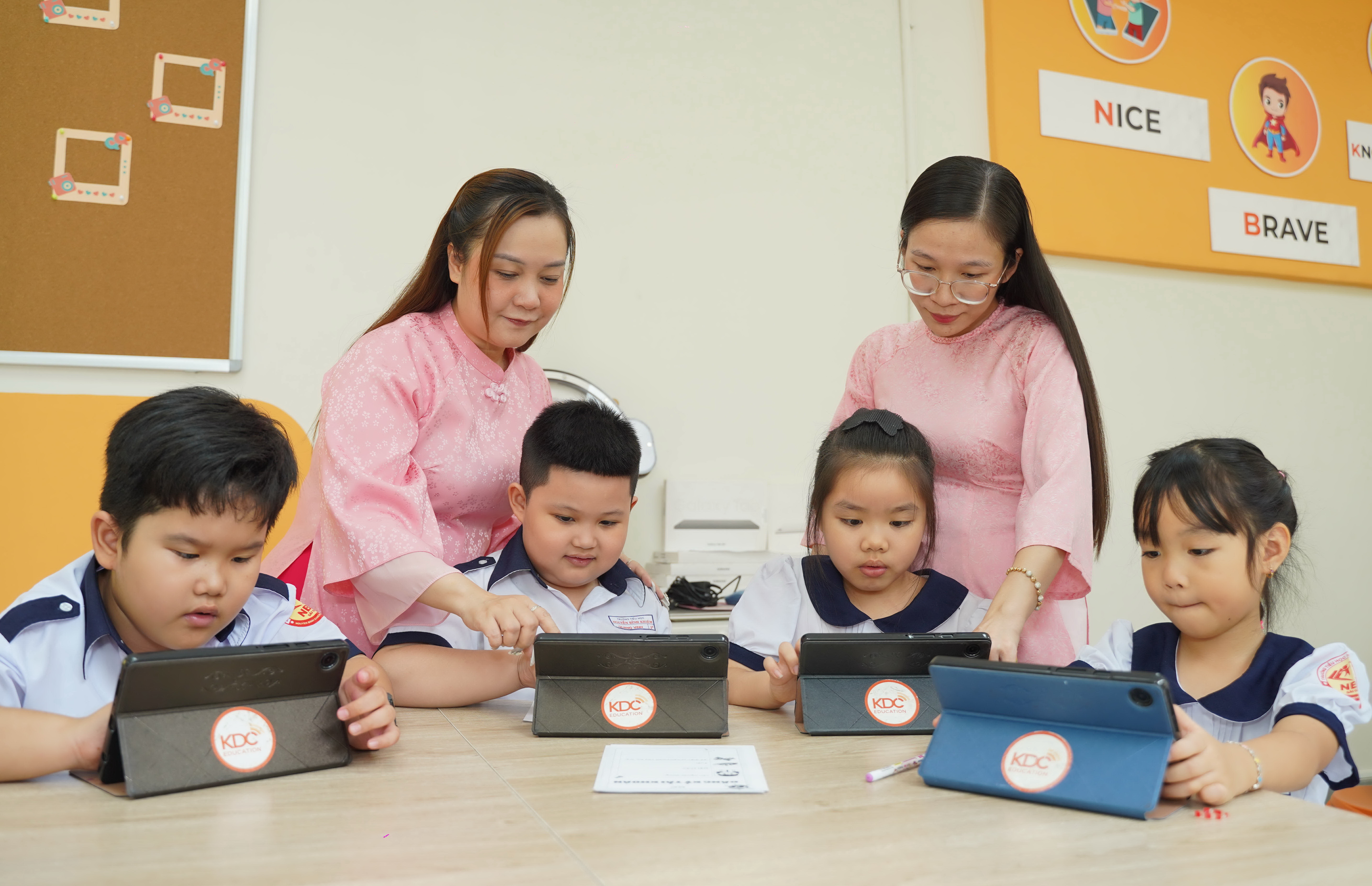 Giáo viên Kỳ Xuân đưa AI vào các sáng kiến đổi mới dạy học
