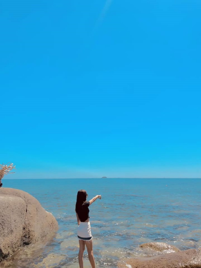 Kinh nghiệm du lịch biển Thiên Cầm Hà Tĩnh hoang sơ yên ả 4