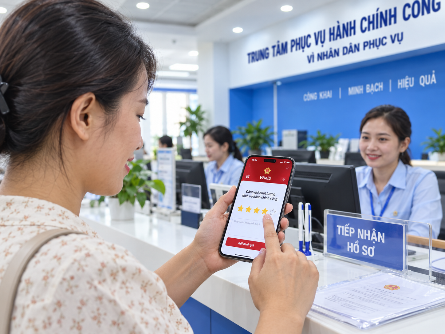 Từ trải nghiệm thực tế đến phản hồi trên VNeID