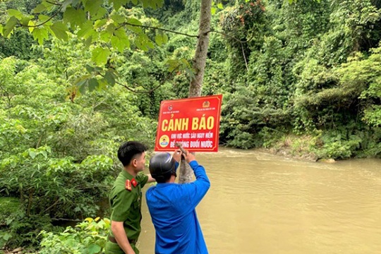  Tăng cường công tác phòng chống đuối nước đối với trẻ em, học sinh
