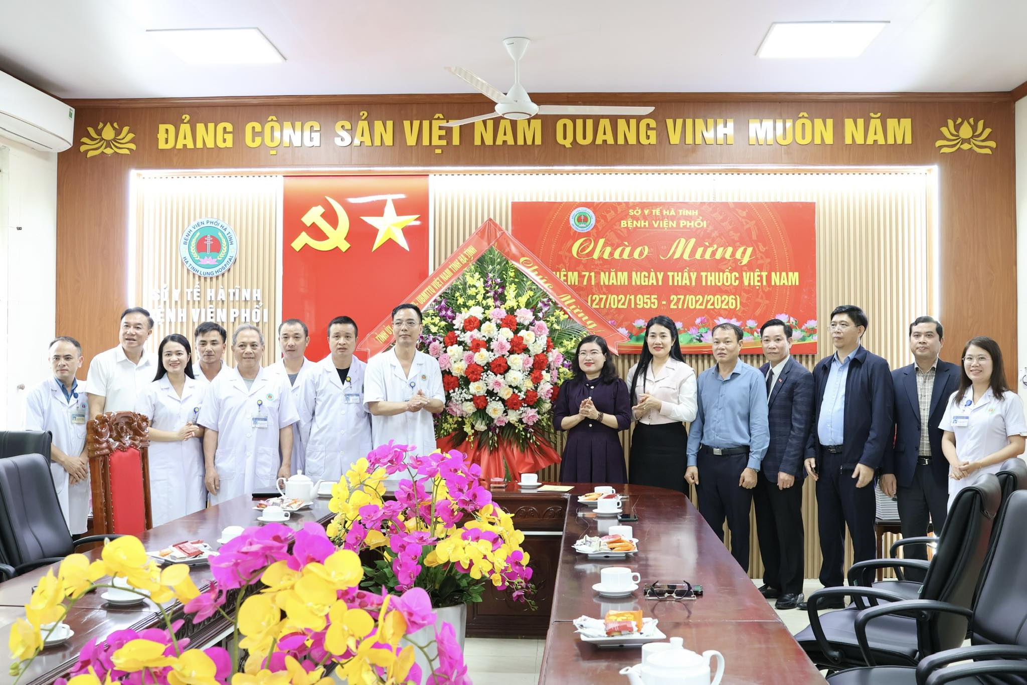 Lãnh đạo tỉnh chúc mừng 71 năm Ngày Thầy thuốc Việt Nam