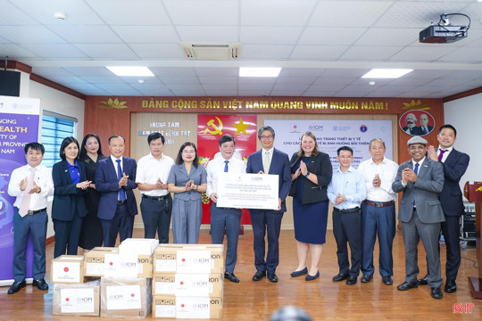 Hà Tĩnh tiếp nhận nguồn viện trợ y tế trị giá 2,28 tỷ đồng