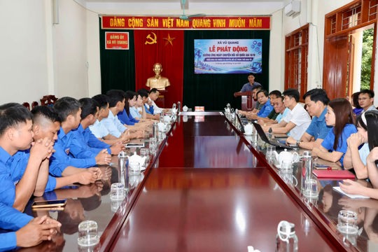 Đẩy mạnh chuyển đổi số, nâng cao chất lượng phục vụ người dân tại xã Vũ Quang