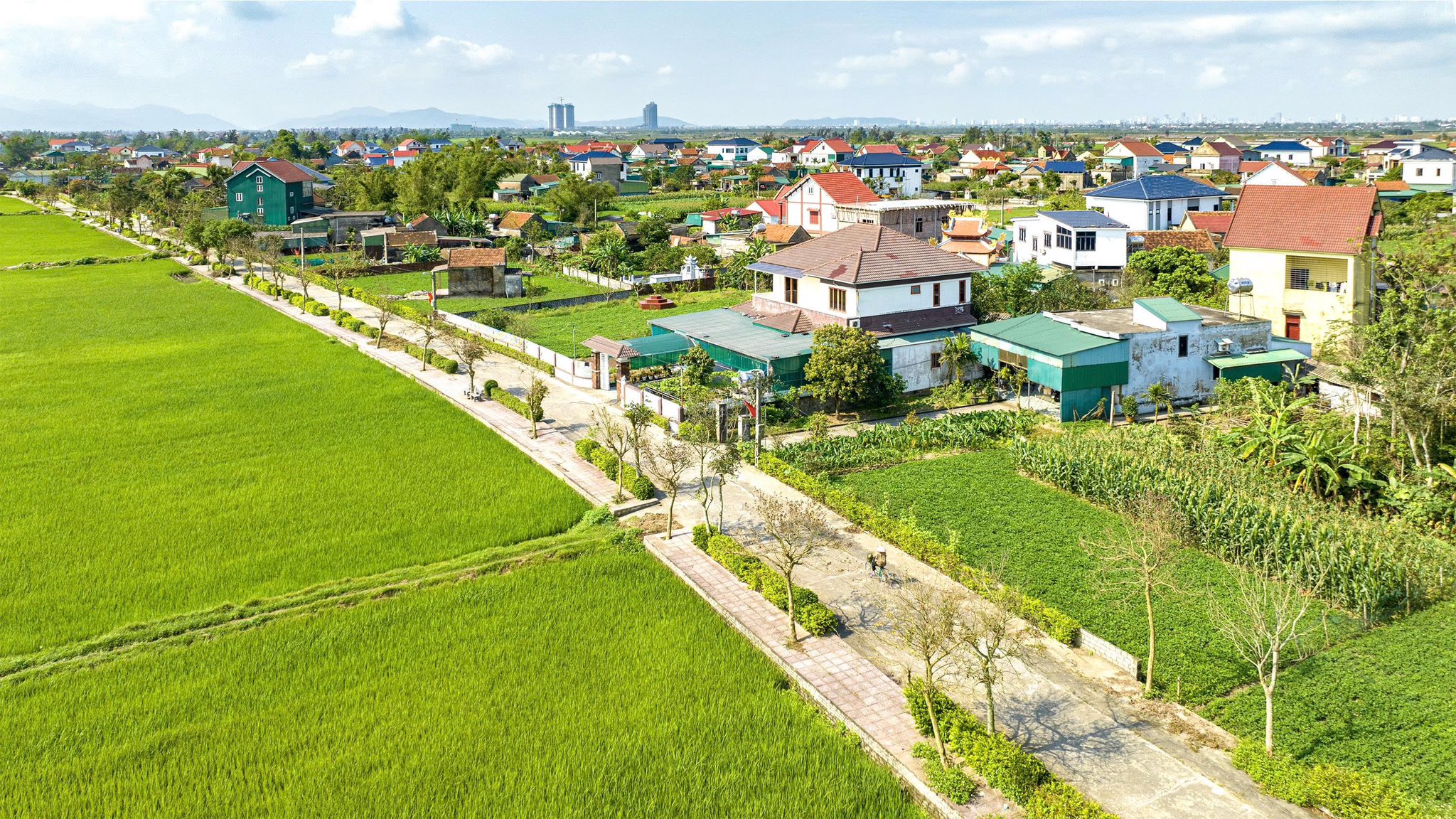 Thông báo cho thuê 3 cơ sở nhà, đất là trụ sở cơ quan cũ với thời hạn cho thuê 10 năm (Lần 9)