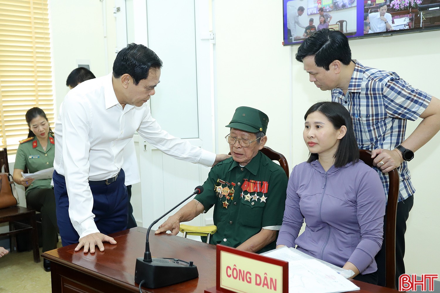 Lịch tiếp công dân tháng 10/2025