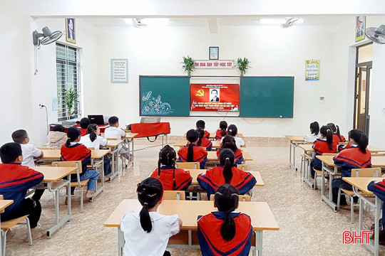 Sôi nổi sinh hoạt chuyên đề về Tổng Bí thư Hà Huy Tập