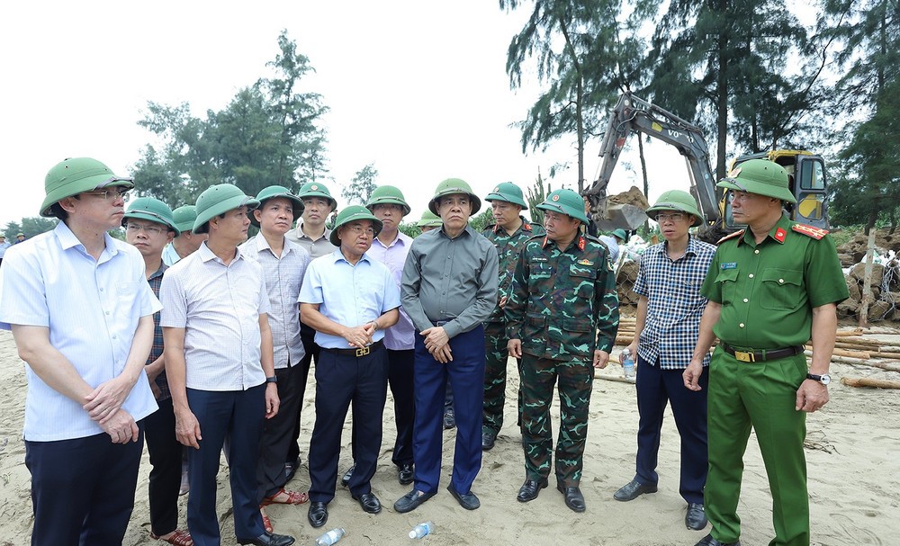 Chủ tịch UBND tỉnh ban hành Công điện về việc chủ động triển khai các biện pháp ứng phó với bão số 12 và mưa lũ
