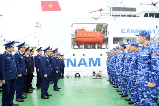 Tàu Cảnh sát biển Vùng 1 lên đường trực Tết, giữ bình yên vùng biển phía Bắc