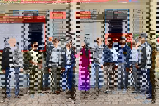 Lãnh đạo xã Vũ Quang kiểm tra công tác bầu cử tại các khu vực bỏ phiếu