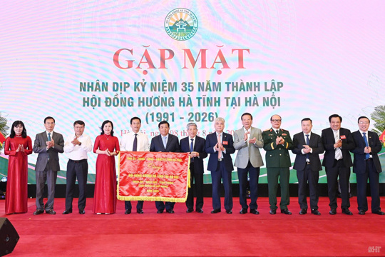 Gặp mặt nhân kỷ niệm 35 năm thành lập Hội đồng hương Hà Tĩnh tại Hà Nội