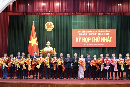 Hoàn tất bầu các chức danh lãnh đạo HĐND, UBND tỉnh