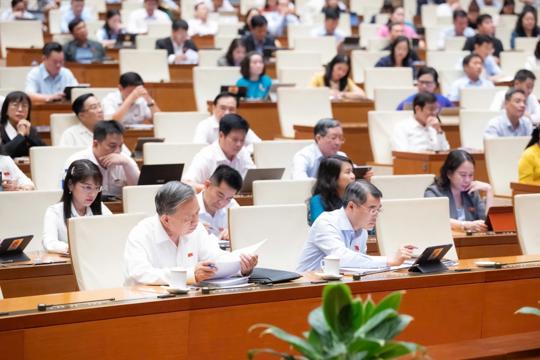 Quốc hội họp đợt 2, thảo luận kế hoạch phát triển 5 năm tới