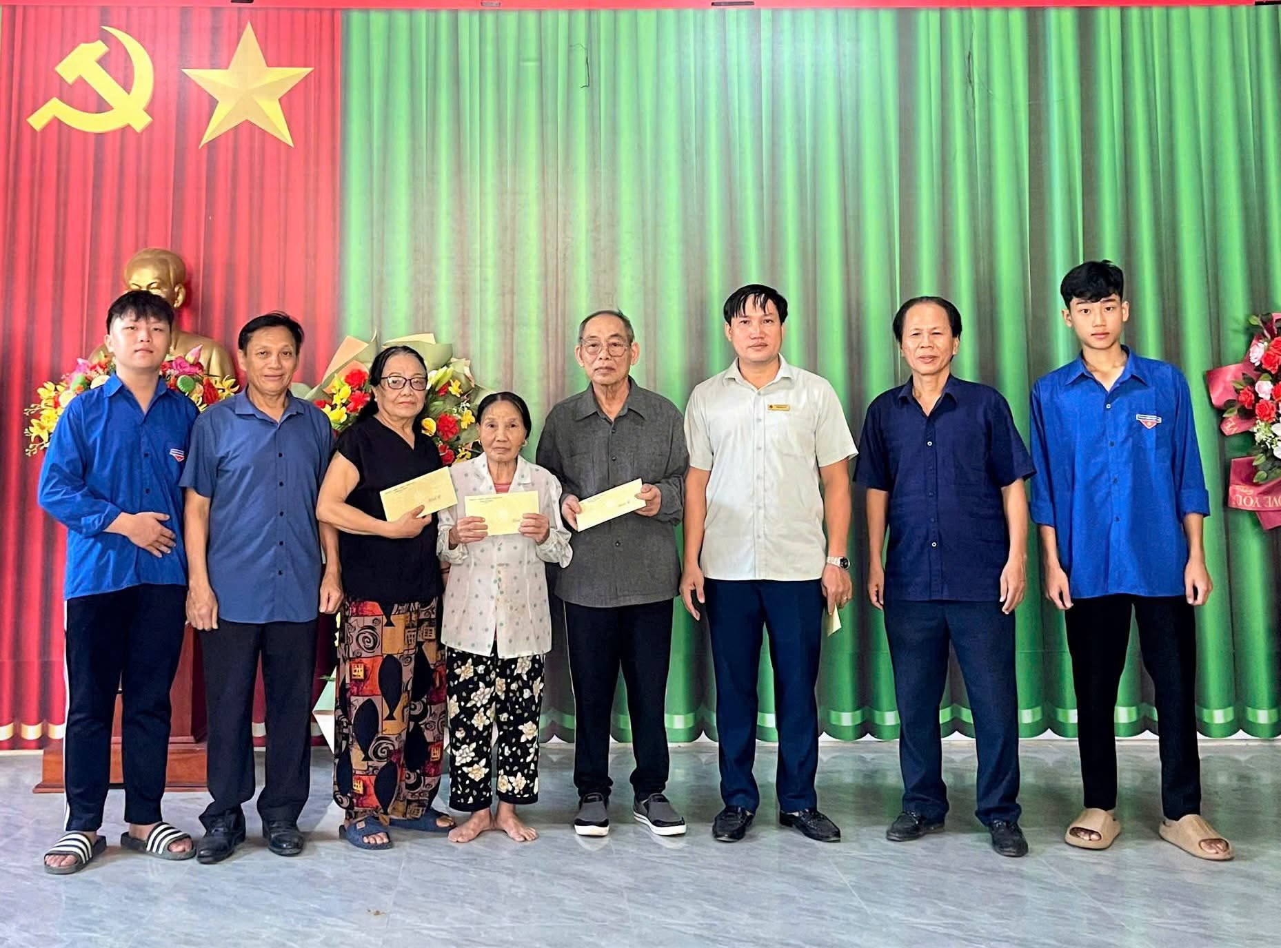 Xã Hương Khê hướng về Ngày Thương binh - Liệt sĩ bằng nhiều việc làm thiết thực