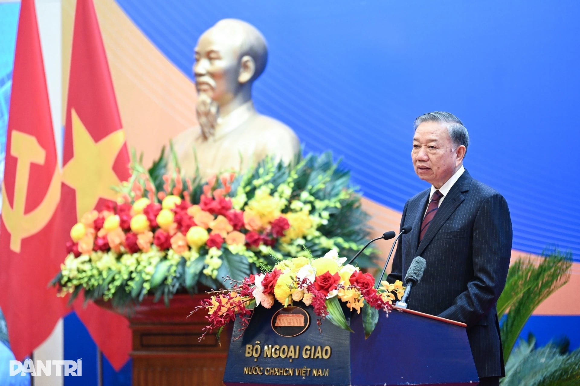 Tổng Bí thư, Chủ tịch nước Tô Lâm: Công tác đối ngoại phải chủ động nhận diện, biến cơ hội thành kết quả