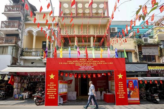 Nguy cơ lộ thông tin cá nhân từ việc đăng ảnh thẻ cử tri lên mạng 