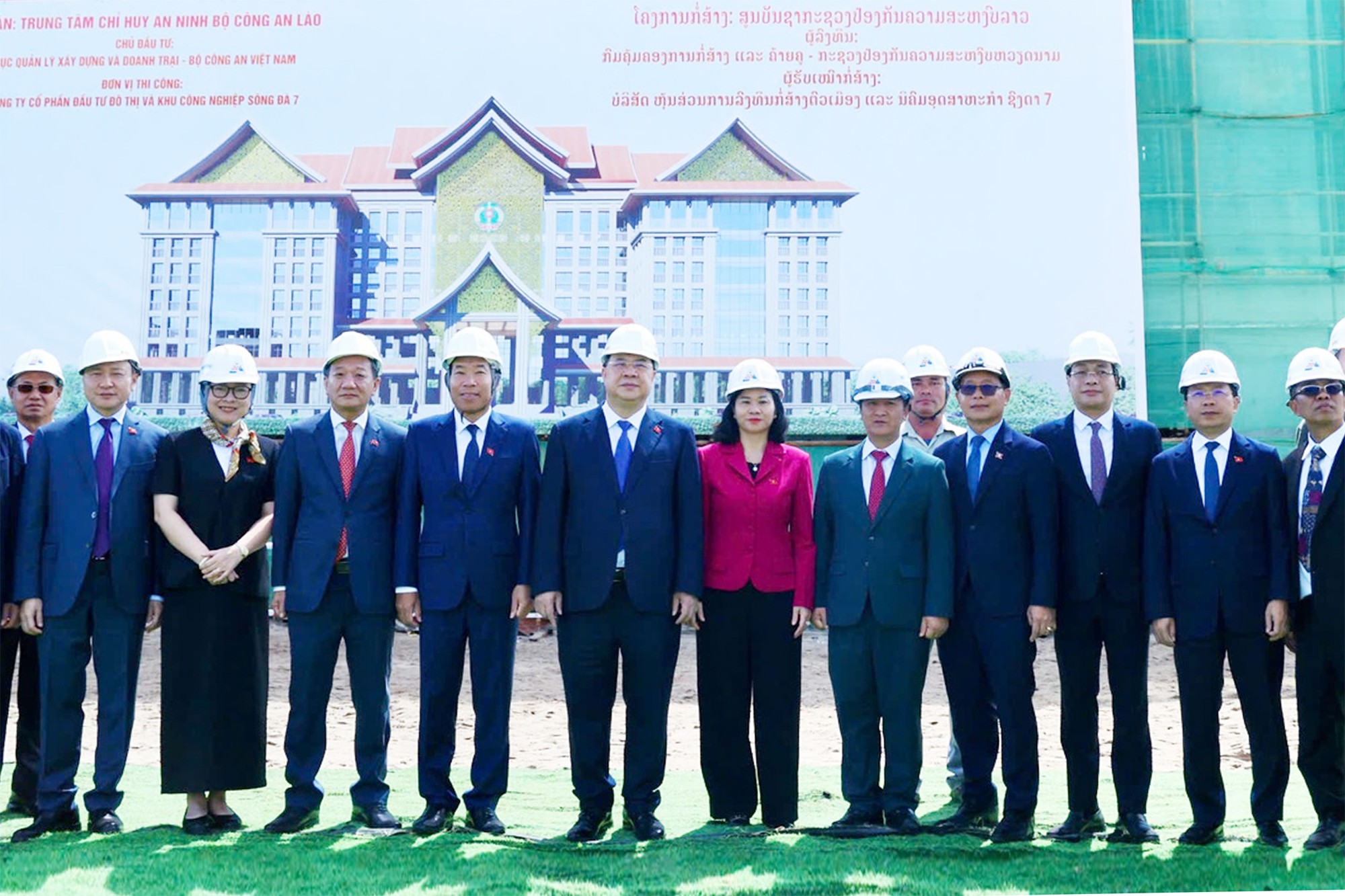Bí thư Tỉnh ủy Hà Tĩnh tham gia đoàn công tác Chính phủ thăm các công trình, dự án hợp tác hữu nghị Việt - Lào