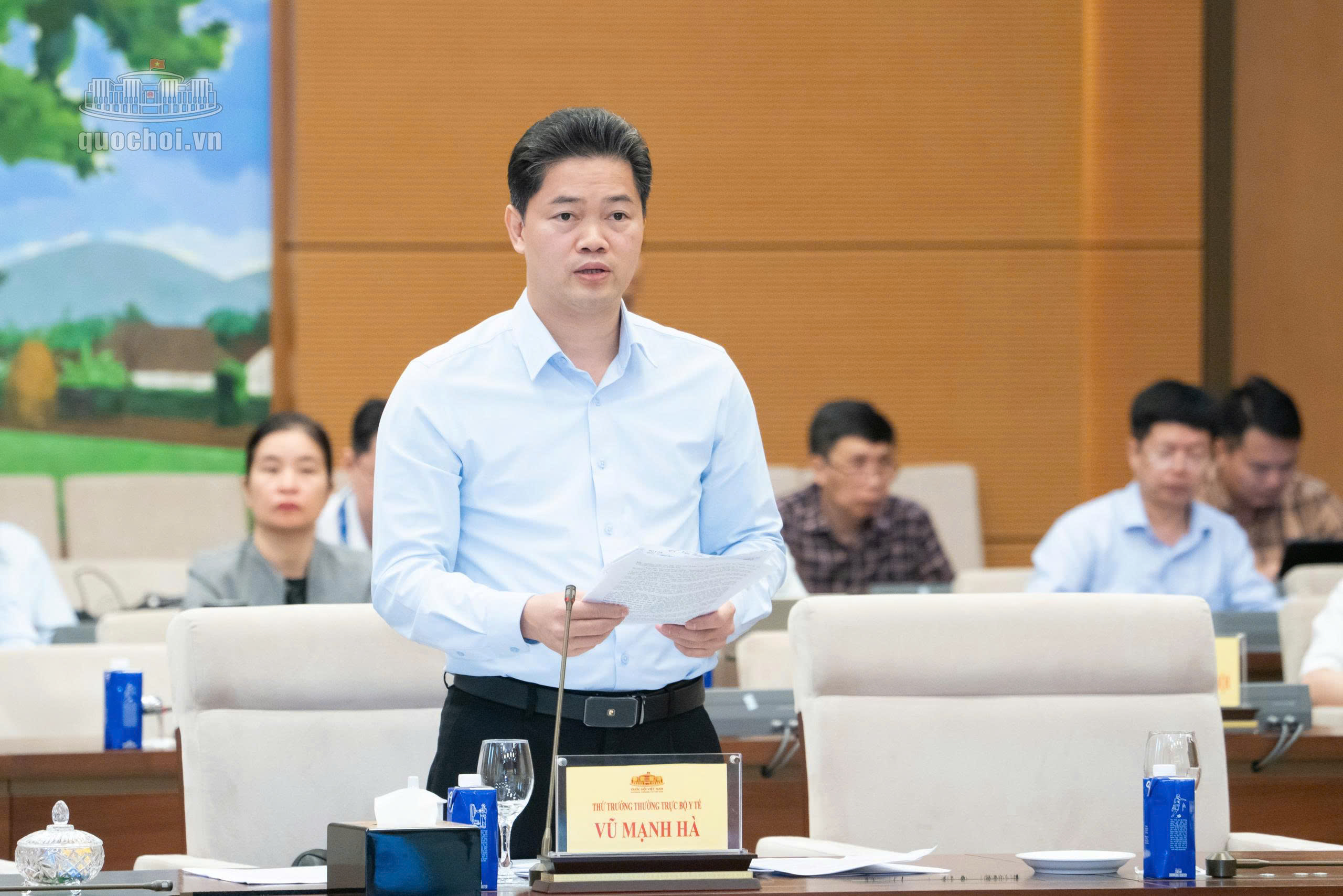 Đề xuất dùng căn cước, VNeID xác minh người mua thuốc lá dưới 18 tuổi