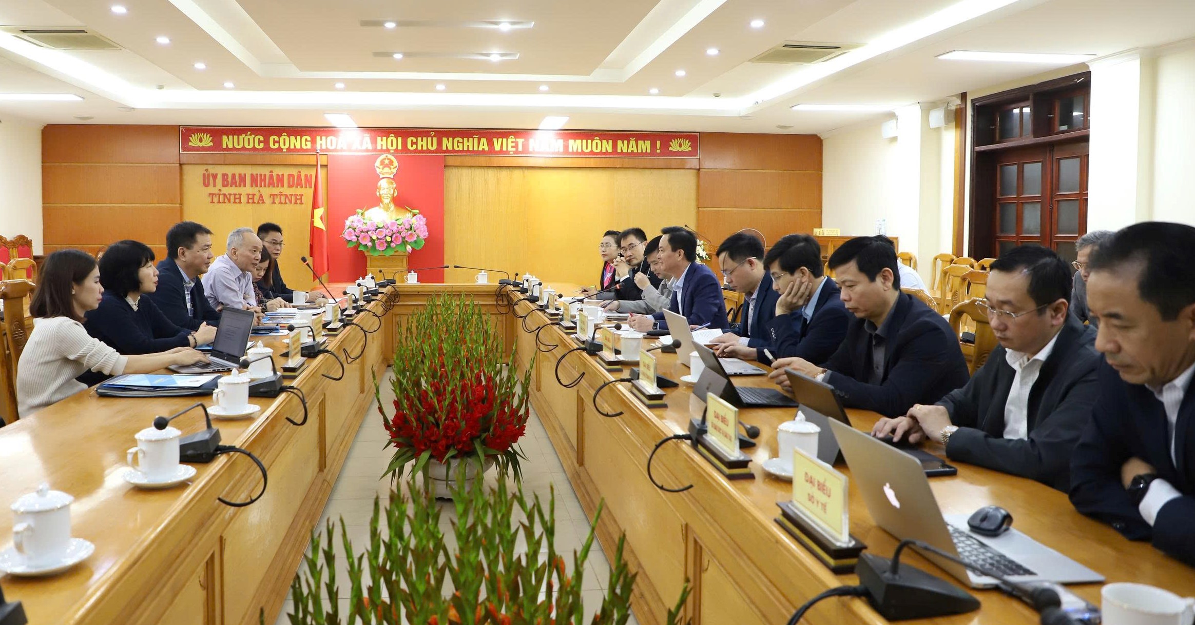 Chương trình xúc tiến hợp tác giữa chính quyền và doanh nghiệp Hà Tĩnh với đối tác châu Âu