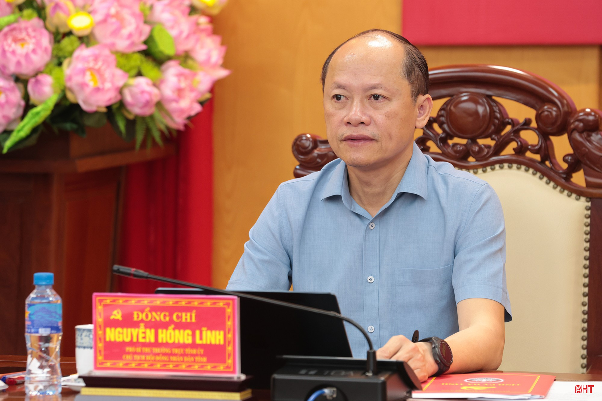 Đồng chí Nguyễn Hồng Lĩnh – Phó Bí thư Thường trực Tỉnh ủy, Chủ tịch HĐND tỉnh chủ trì hội nghị. bqbht_br_tong-ket-nghi-quyet-bct-2555.jpg