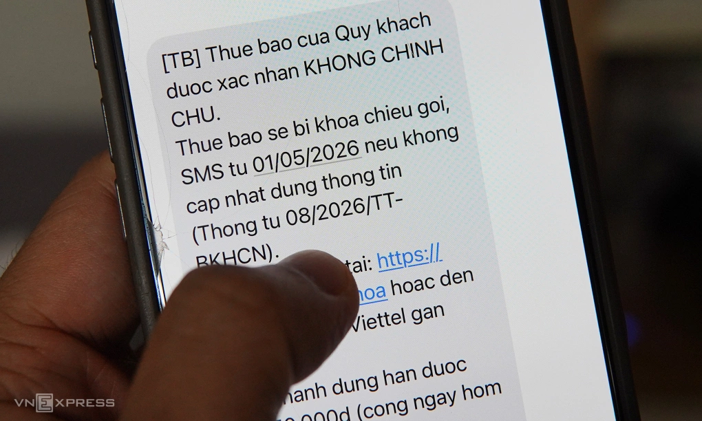 Nhiều người bắt đầu bị khóa SIM vì không xác thực