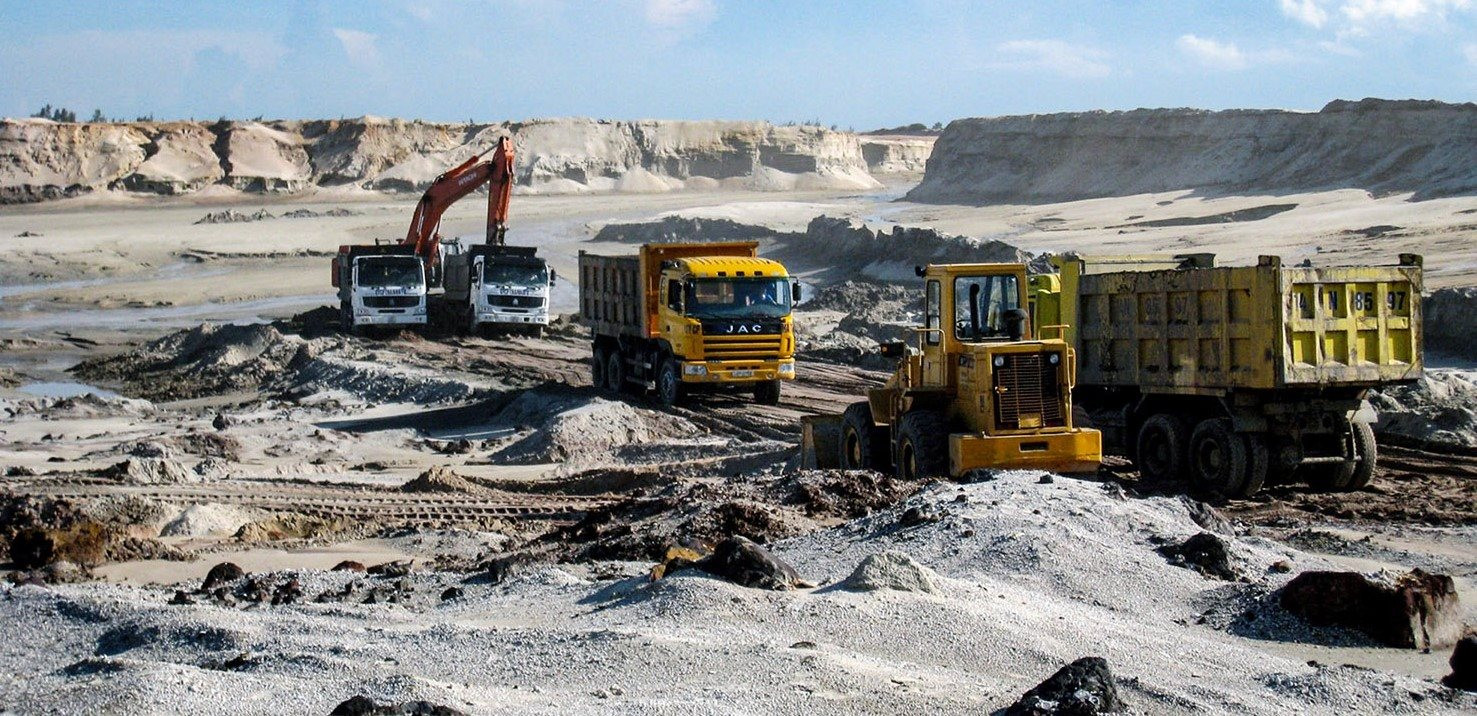 Chấm dứt hoạt động Dự án khai thác và tuyển quặng sắt mỏ Thạch Khê