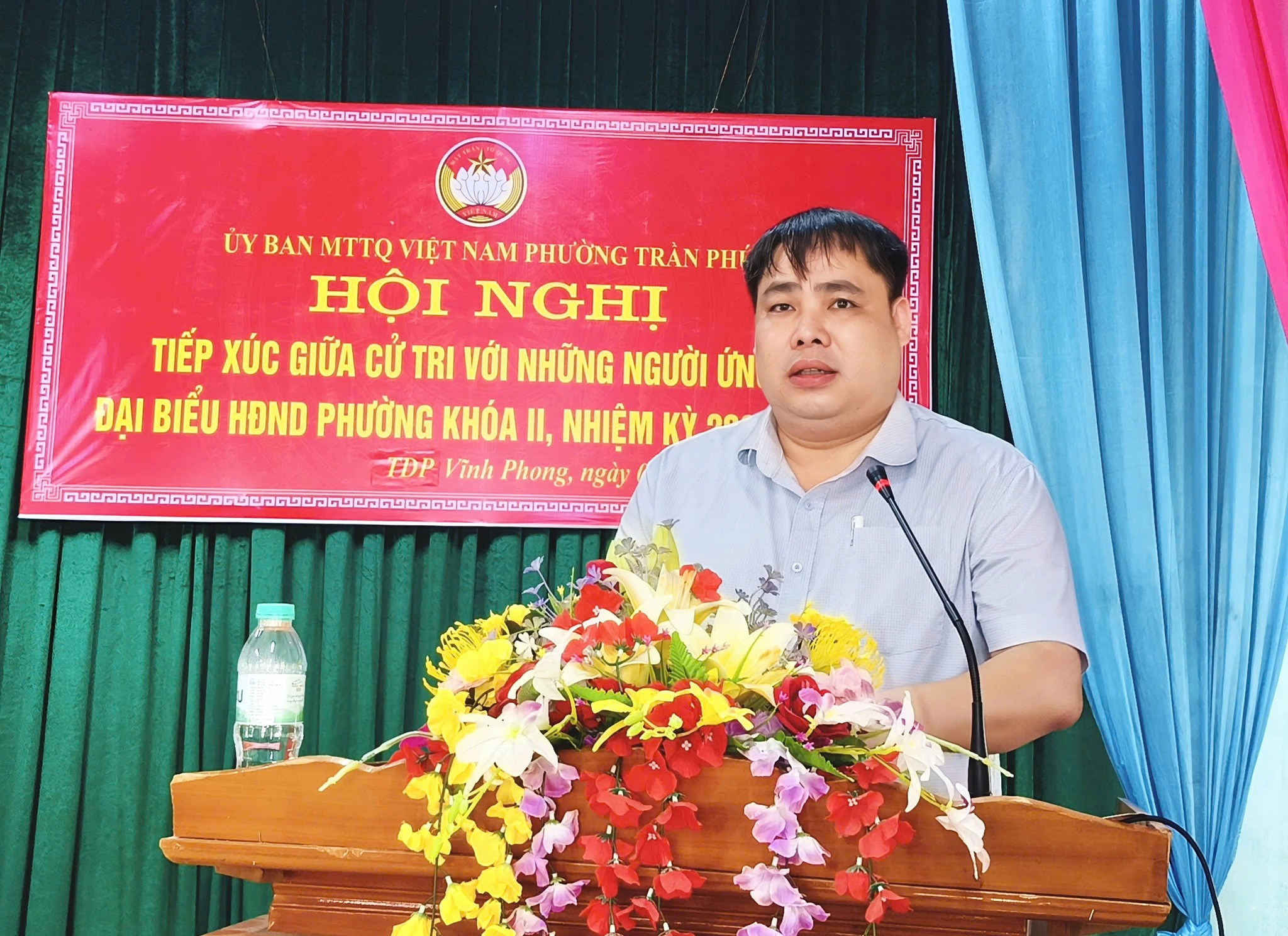 Cử tri phường Trần Phú gặp gỡ các ứng cử viên HĐND khóa II