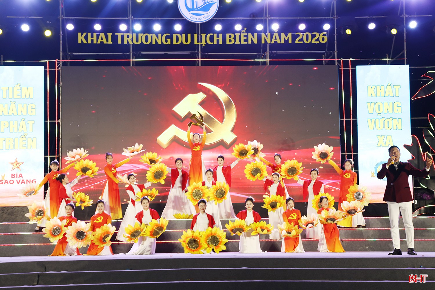 Khai trương du lịch biển Hải Ninh: Tiềm năng phát triển - Khát vọng vươn xa 