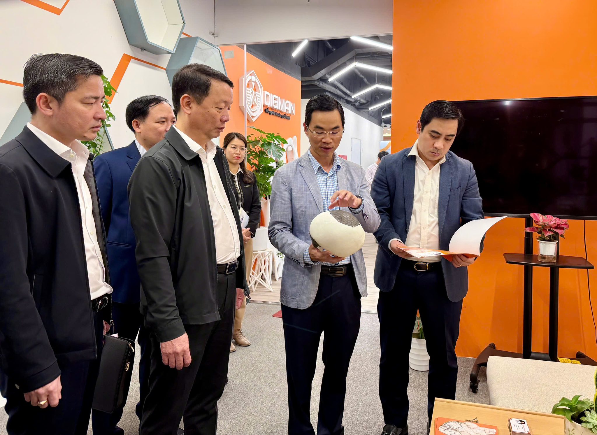 Ban Tuyên giáo Dân vận Đảng ủy UBND tỉnh Hà Tĩnh định hướng tuyên truyền các nhiệm vụ trọng tâm tháng 3/2026