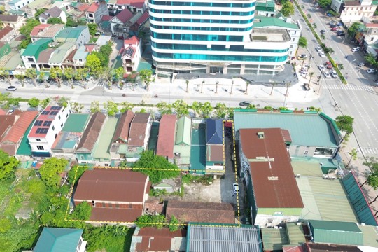 Công điện của Chủ tịch UBND tỉnh Hà Tĩnh về đẩy nhanh tiến độ khai thác, xử lý các cơ sở nhà, đất dôi dư sau sắp xếp tổ chức bộ máy và đơn vị hành chính