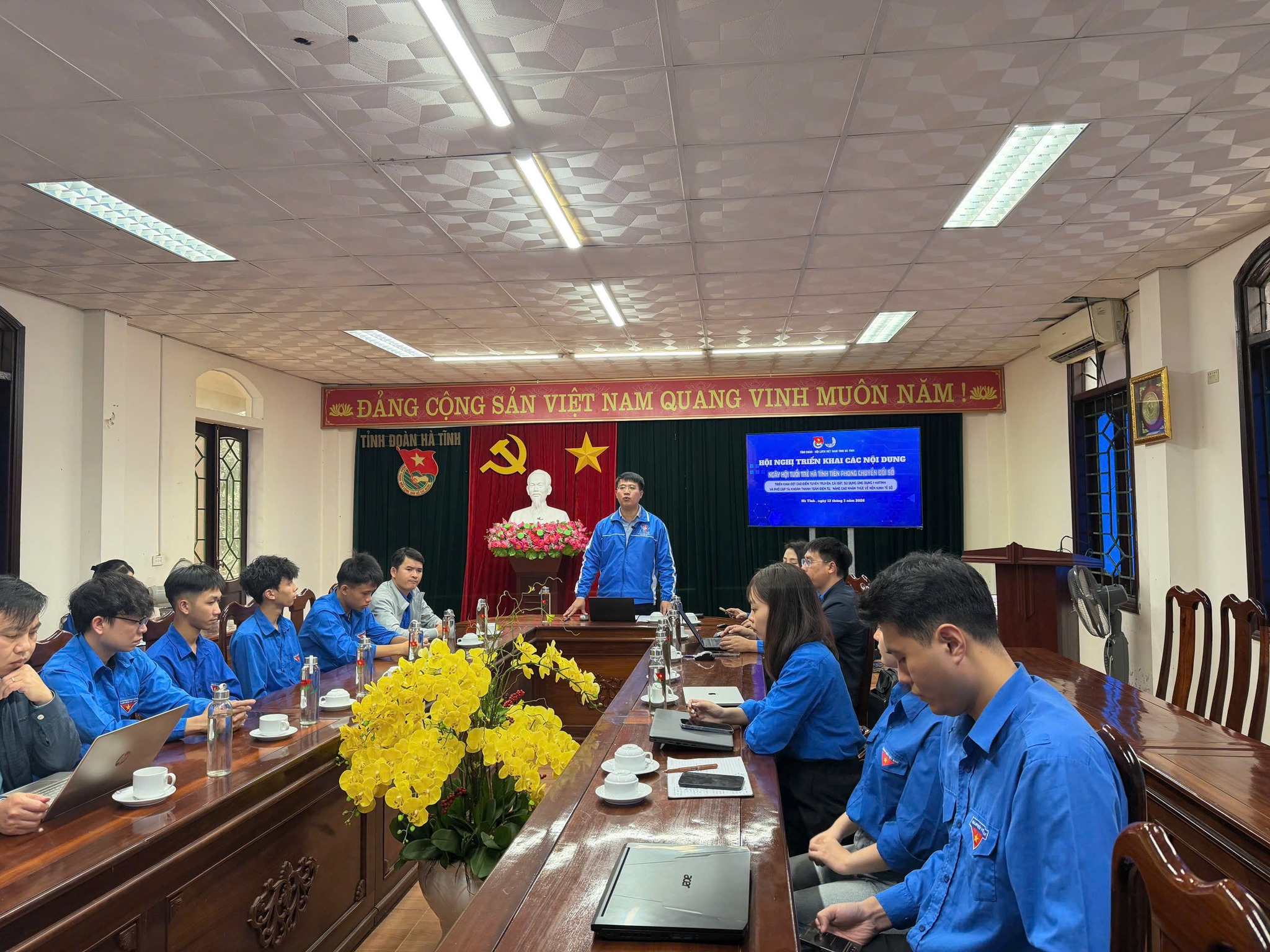 Chi đoàn Sở Khoa học và Công nghệ phối hợp tổ chức tập huấn ứng dụng công dân số i-hatinh cho cán bộ đoàn toàn tỉnh