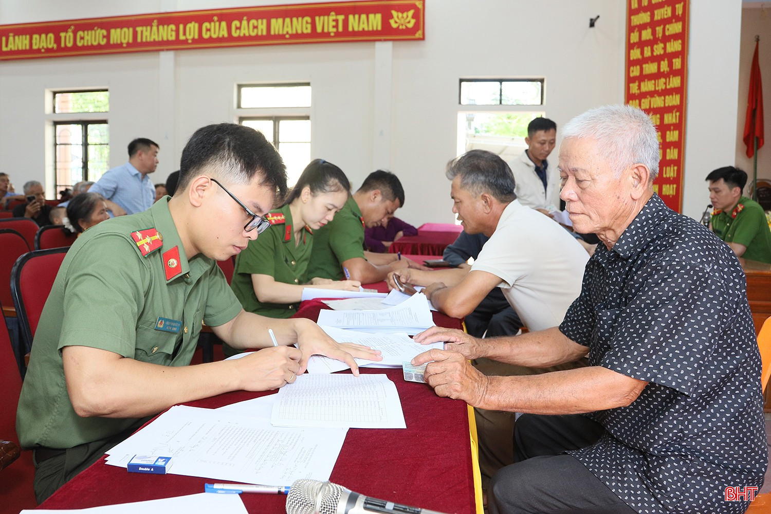 Khẩn trương triển khai việc đăng ký, thu nhận mẫu ADN thân nhân liệt sĩ