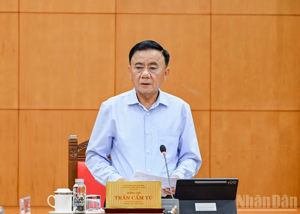 Bộ Chính trị ban hành Quy định về kiểm điểm và đánh giá, xếp loại chất lượng đối với tập thể, cá nhân
