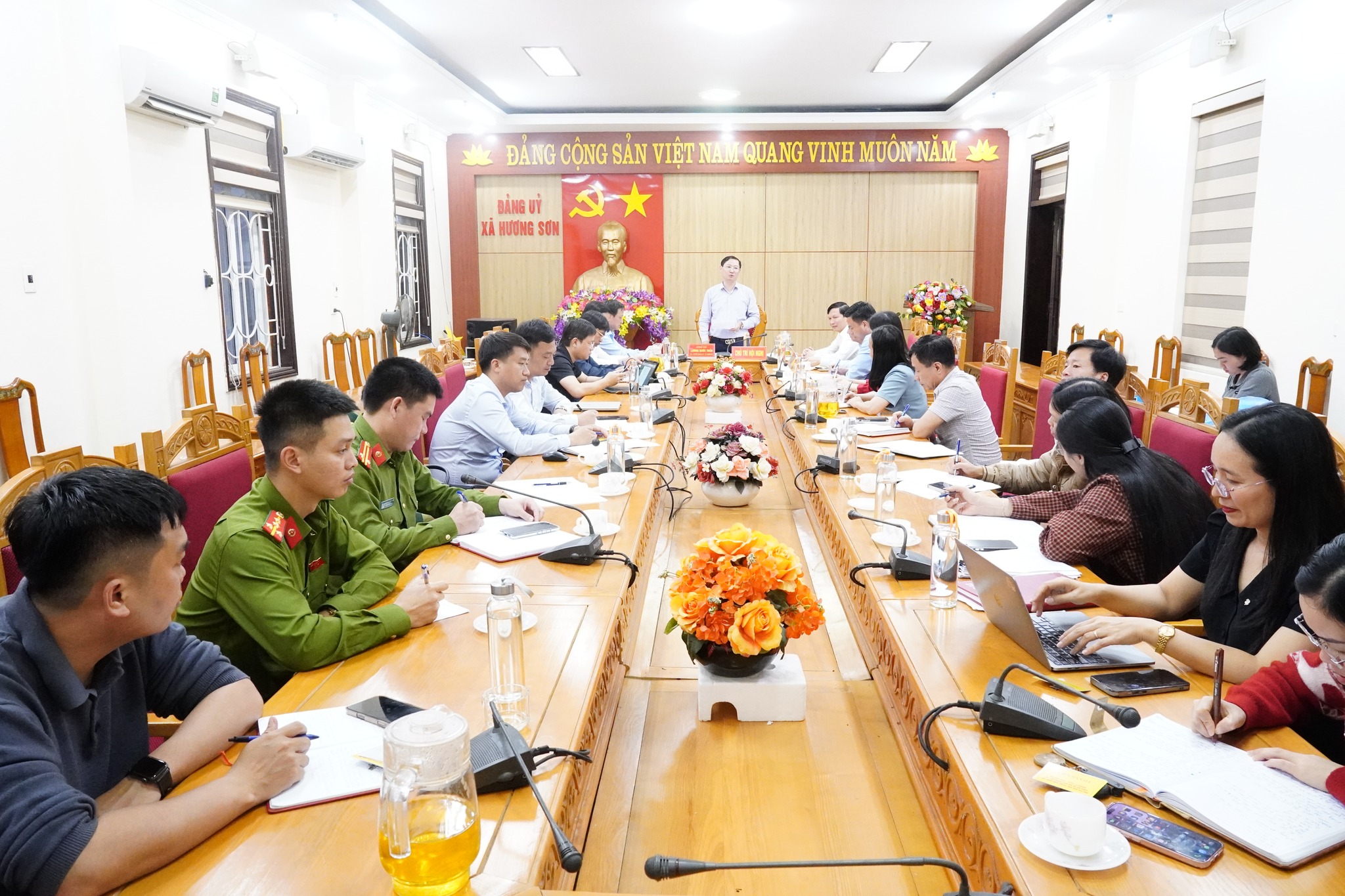 Xã Hương Sơn triển khai nhiệm vụ trọng tâm chuẩn bị cho ngày bầu cử