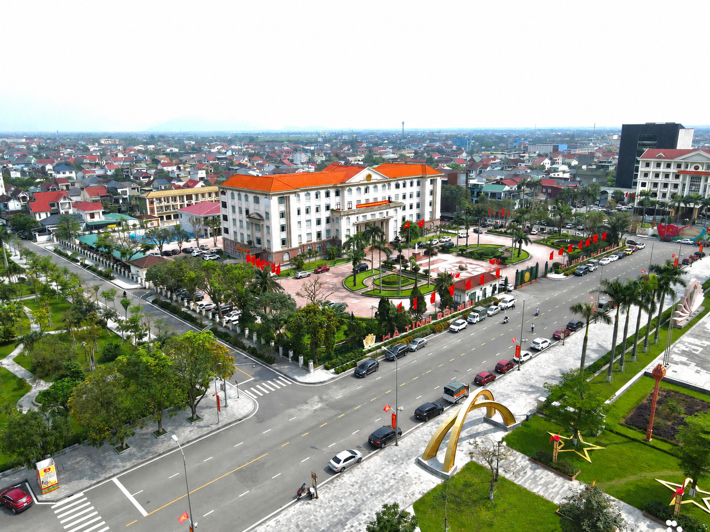 Thành lập Trung tâm Thông tin và Xúc tiến, hỗ trợ đầu tư tỉnh Hà Tĩnh