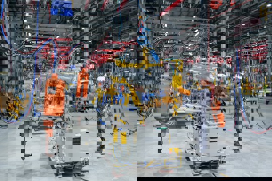 Quyết liệt triển khai đồng bộ các giải pháp thúc đẩy tăng trưởng kinh tế gắn với ổn định vĩ mô