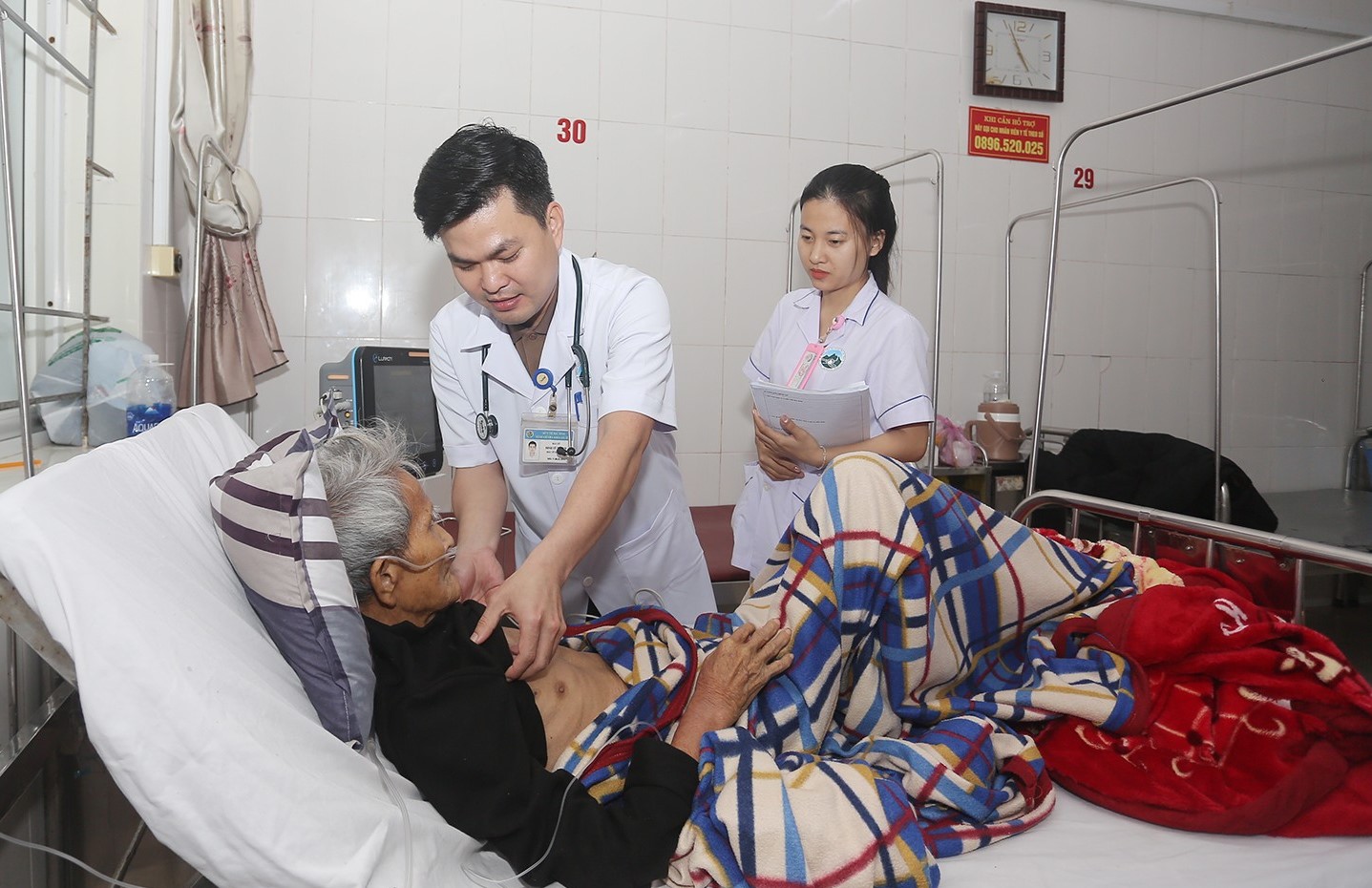 Ủy ban nhân dân tỉnh Hà Tĩnh ban hành Quyết định số 50/2025/QĐ-UBND ngày 27/8/2025 về việc bãi bỏ Quyết định số 58/2014/QĐ-UBND (25/8/2014) và Quyết định số 46/2015/QĐ-UBND (18/9/2015)