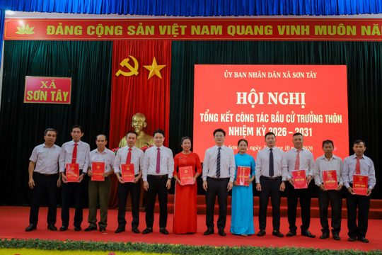 Xã Sơn Tây công bố quyết định công nhận trưởng thôn nhiệm kỳ 2026–2031