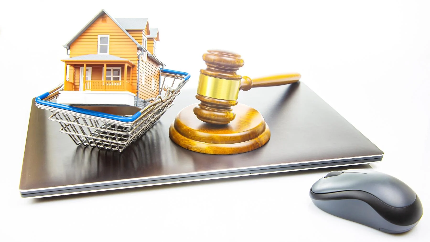 Công bố kết quả lựa chọn tổ chức hành nghề đấu giá tài sản cho 10 lô đất thuộc dự án Hạ tầng khu dân cư mới