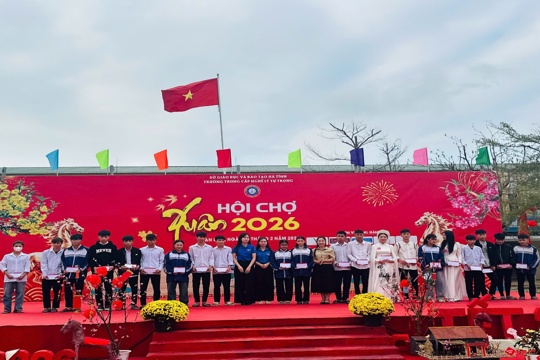 Lan tỏa yêu thương từ Hội chợ Xuân 2026 của Trường Trung cấp nghề Lý Tự Trọng