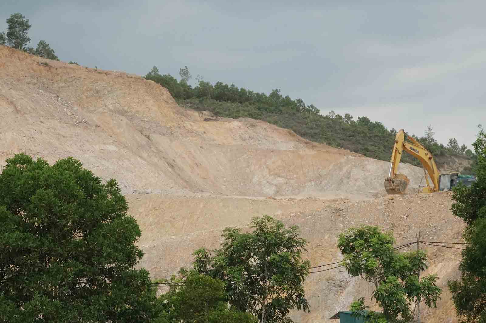 Quyết định phê duyệt Kế hoạch đấu giá quyền khai thác khoáng sản làm vật liệu xây dựng thông thường trên địa bàn tỉnh năm 2025