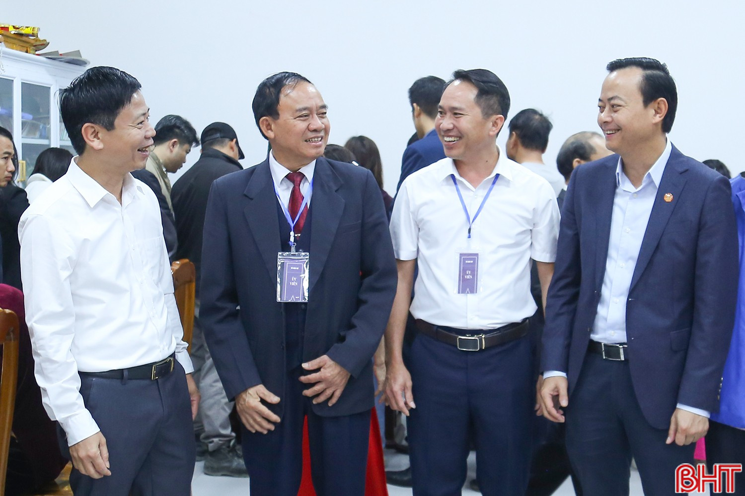 Khu vực bầu cử số 12 phường Thành Sen có 1.590 cử tri tham gia bỏ phiếu. Các cử tri bỏ phiếu bầu 3 đại biểu Quốc hội, 5 đại biểu HĐND tỉnh, 4 đại biểu HĐND phường.