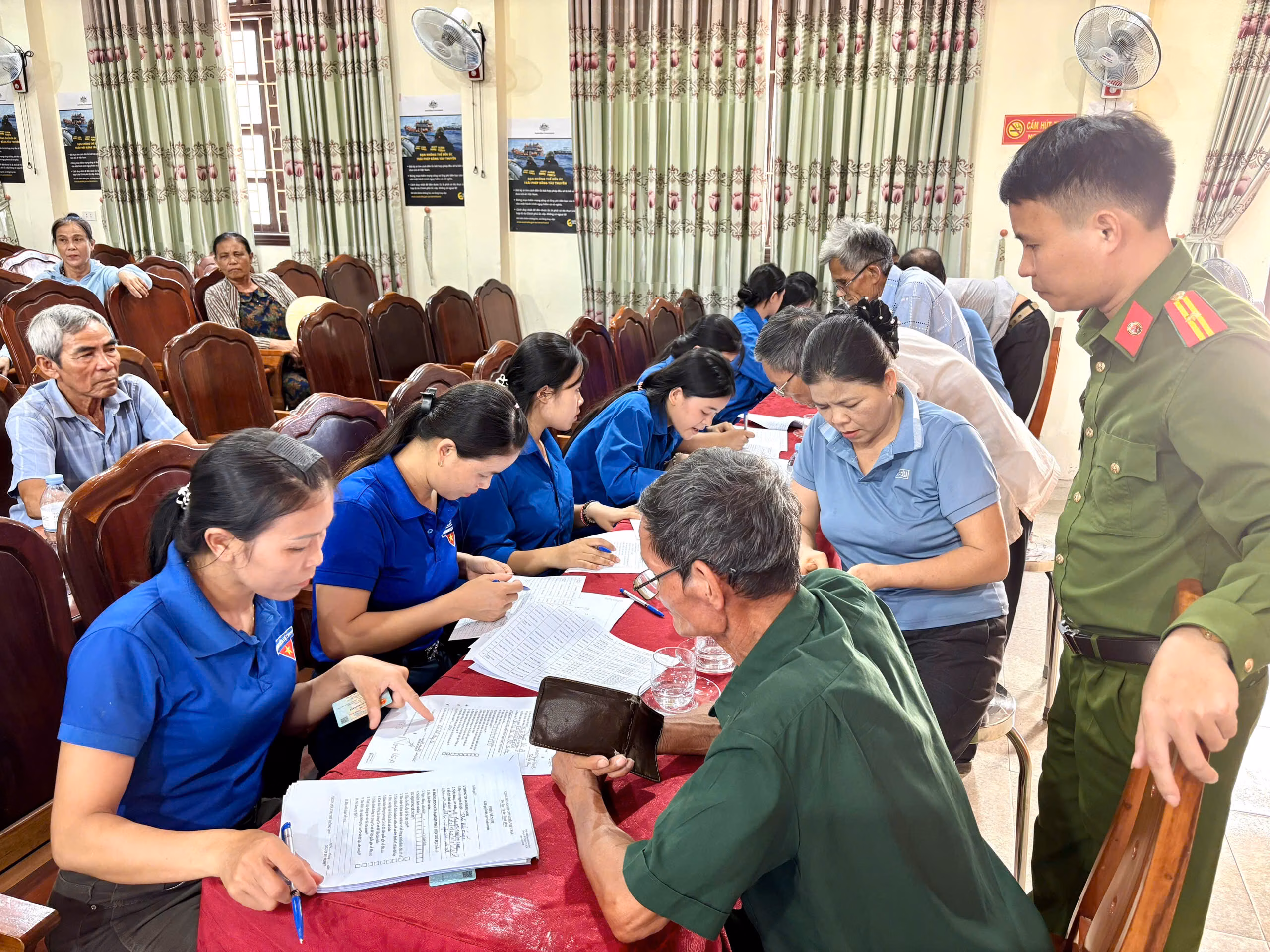 Xã Yên Hòa cập nhật thông tin phục vụ xác định danh tính liệt sĩ