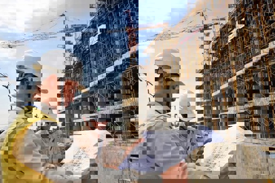 Công điện của Thủ tướng Chính phủ về tiếp tục tăng cường, nâng cao hiệu quả công tác quản lý và đẩy nhanh tiến độ hoàn thành các Dự án đầu tư xây dựng để chào mừng Đại hội Đảng XIV