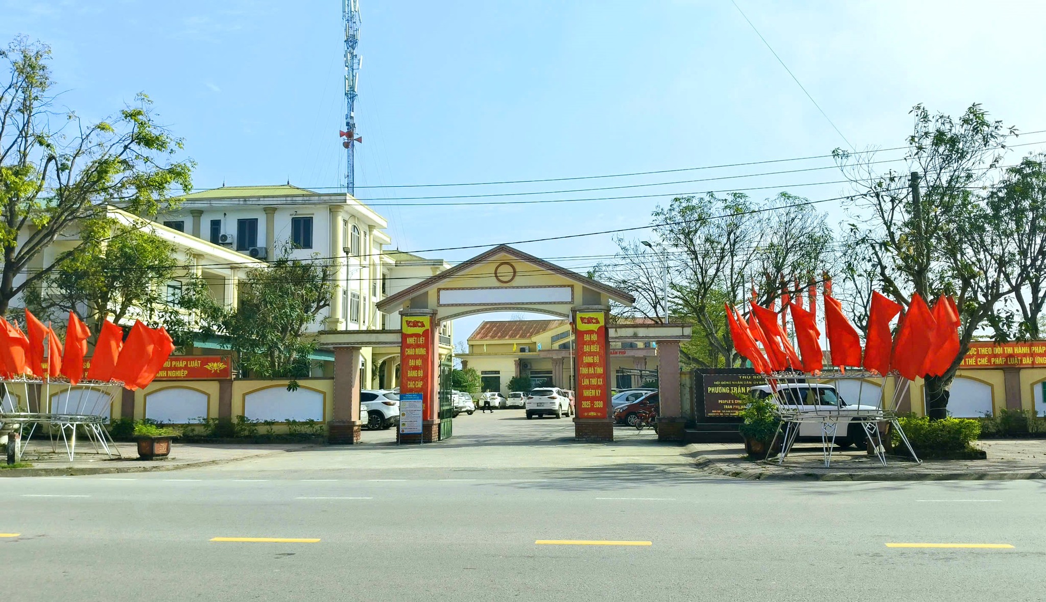 Phường Trần Phú đẩy mạnh tuyên truyền hướng tới Đại hội đại biểu toàn quốc lần thứ XIV của Đảng