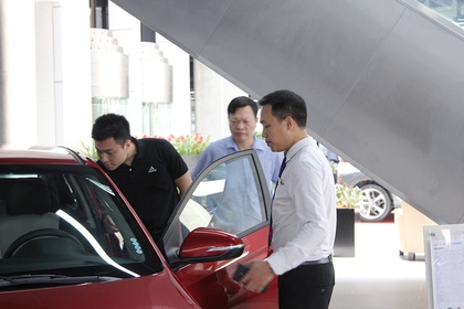 Chính phủ chính thức cho phép giảm phí trước bạ 50% đối với xe trong nước