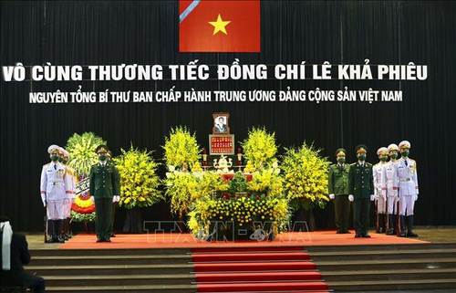 Tổ chức trọng thể Lễ viếng nguyên Tổng Bí thư Lê Khả Phiêu