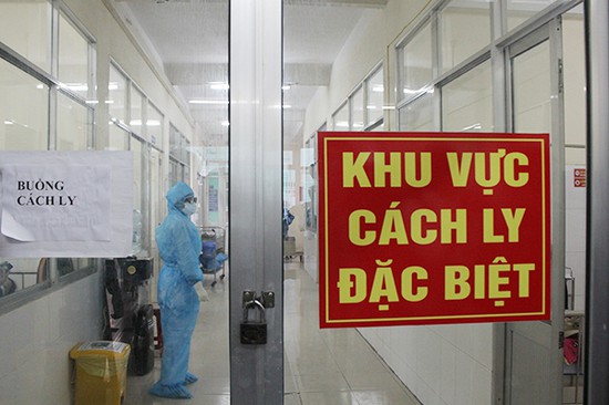 Chiều 26/11, thêm 10 ca mắc mới Covid-19 là người trở về từ Nga và Pháp