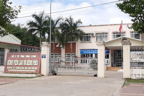 Người đàn ông vượt biên về Việt Nam dương tính nCoV