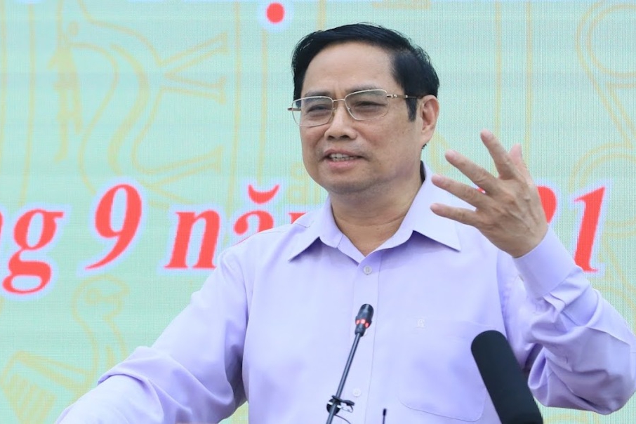 Thủ tướng kêu gọi đoàn kết khi “thích ứng an toàn với Covid”